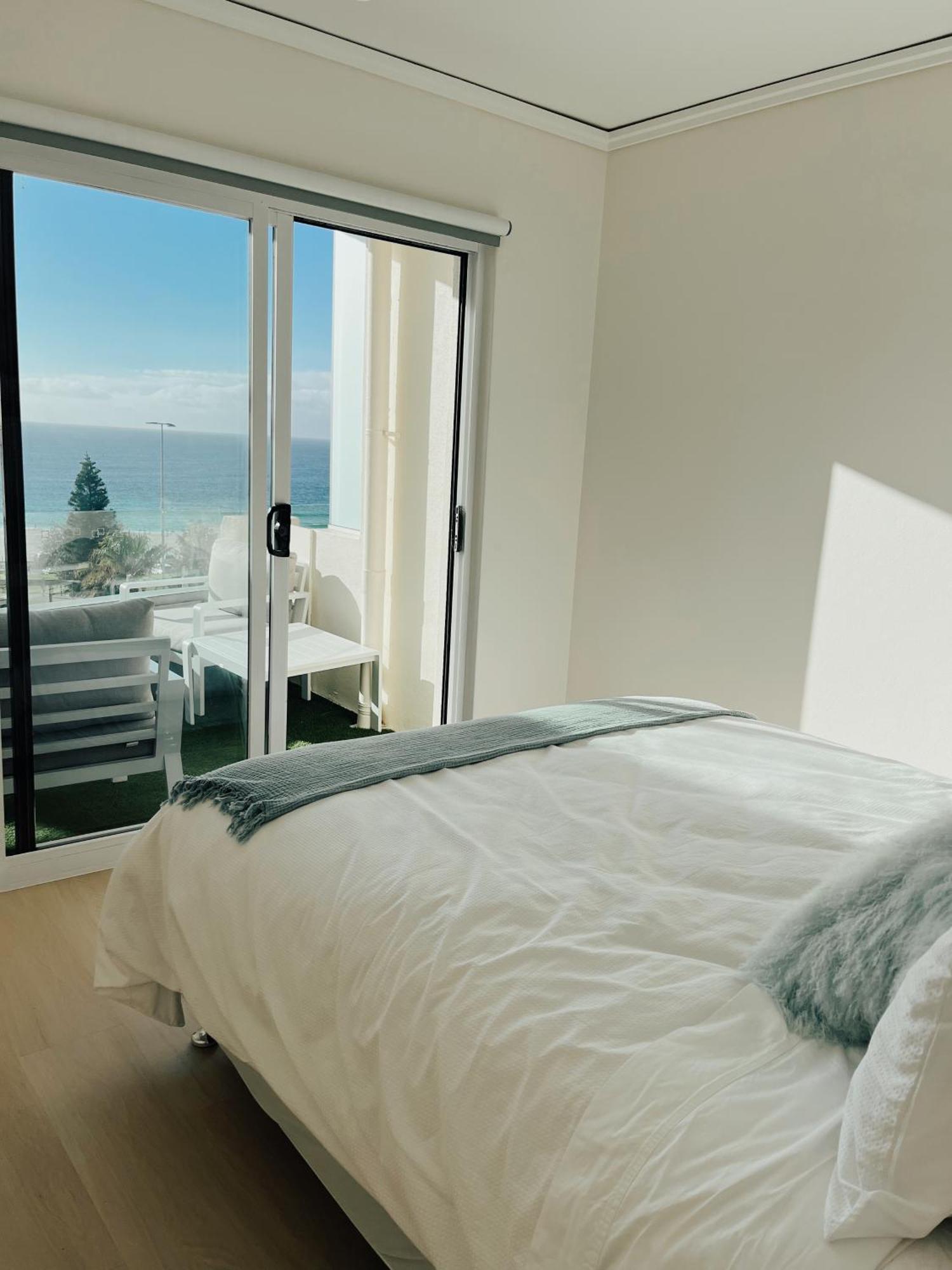 Bondi Beach Waves 2 Beachfront Apartment シドニー エクステリア 写真