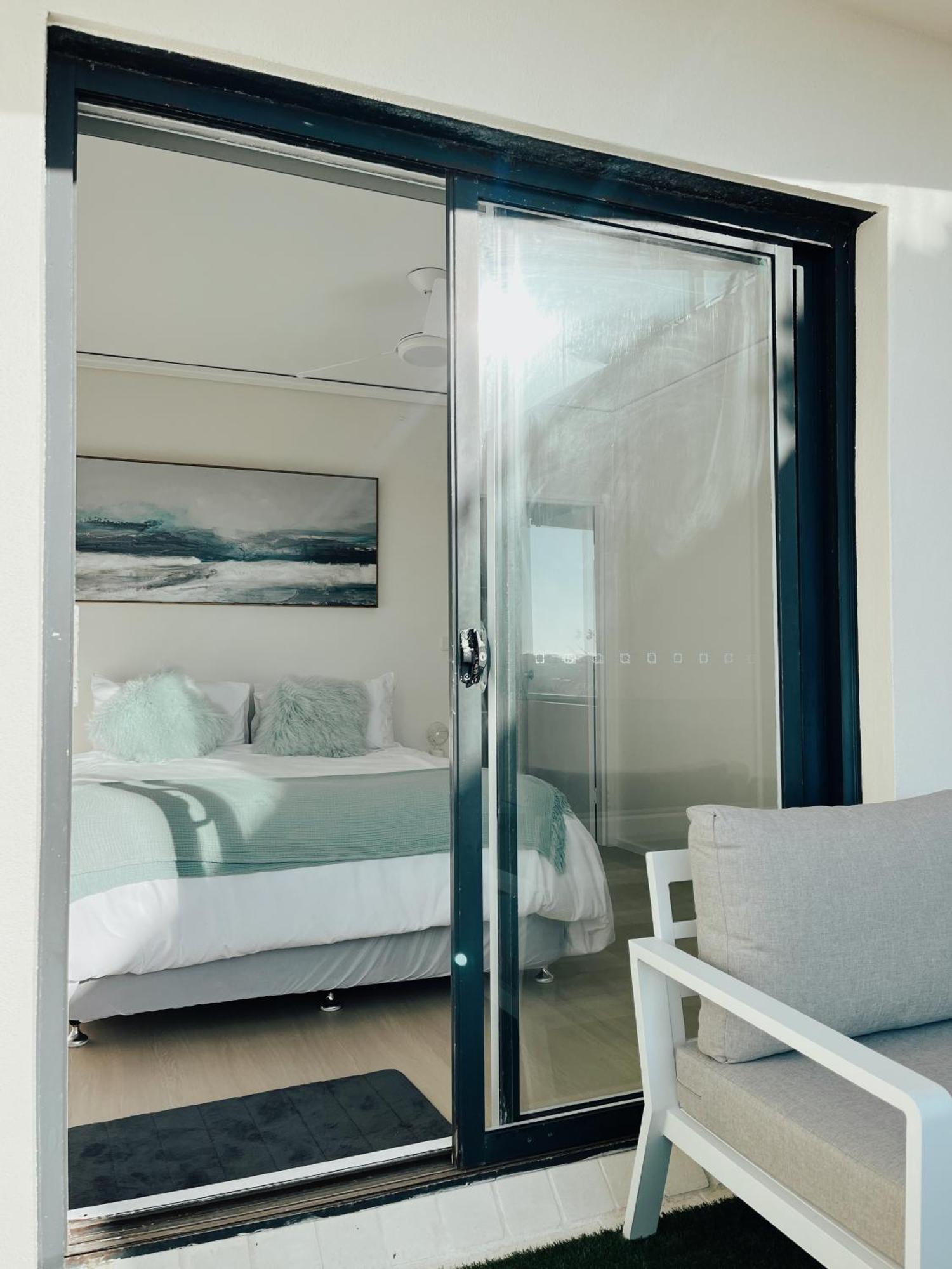 Bondi Beach Waves 2 Beachfront Apartment シドニー エクステリア 写真